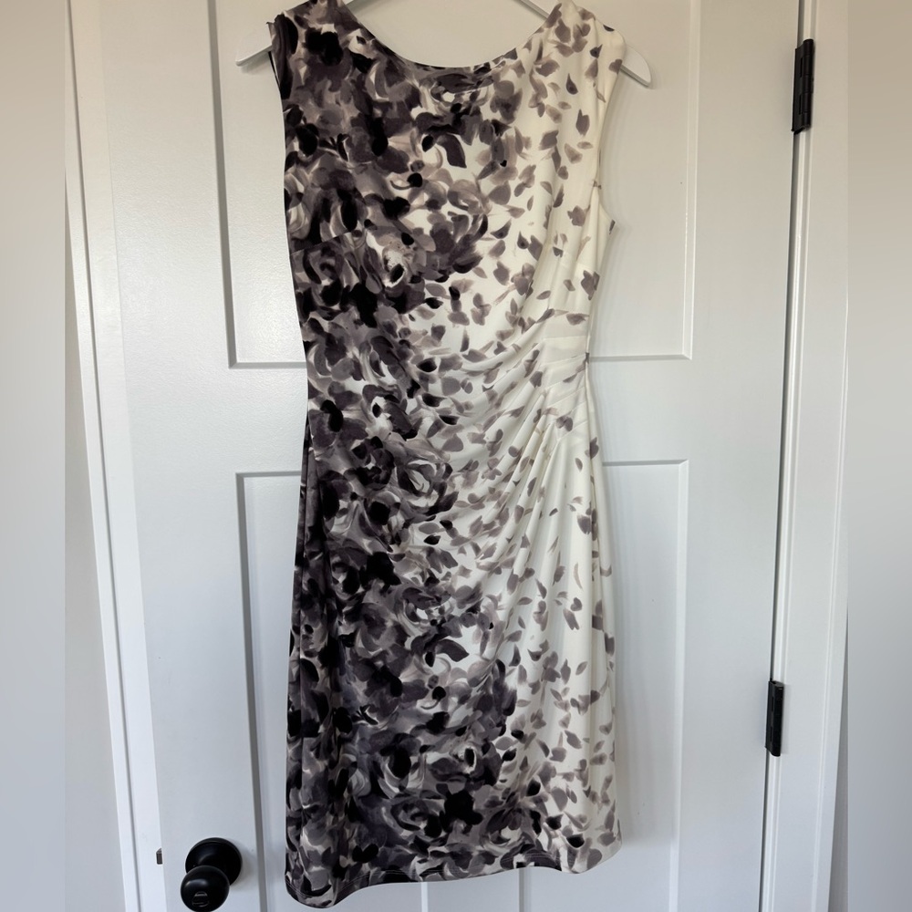 Lauren Ralph Lauren Cream Grey & Black Sleeveless Dress.